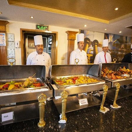Bule Shadow III Hotel Nagaa Al Fuqani Bagian luar foto